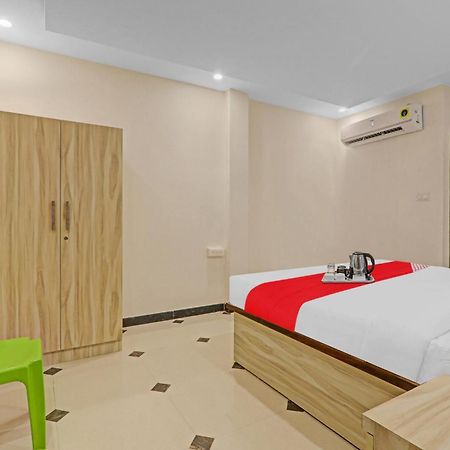 Guest House Rr Inn Gorakhpur Kültér fotó